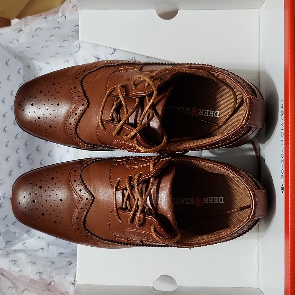 NWOT Deer Stags Boy's shoes